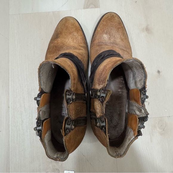 Freebird by Steven Clash Leather Ankle Boot Women's 9 Distressed Bootie Tan - Picture 11 of 15